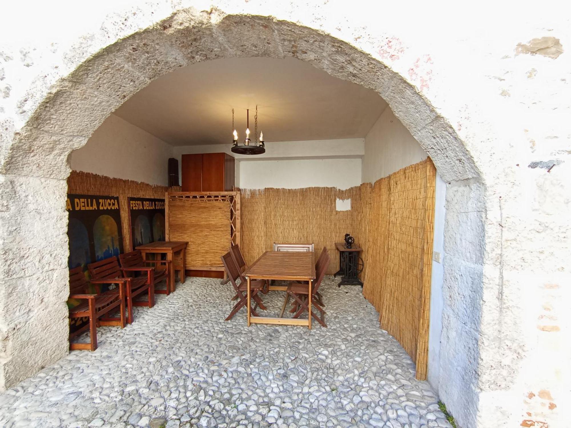 Appartamento Taverna Gattolini Venzone Extérieur photo
